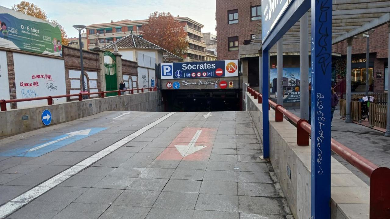 Fantastico Apartamento Trajano Parking Gratuito Granada Kültér fotó